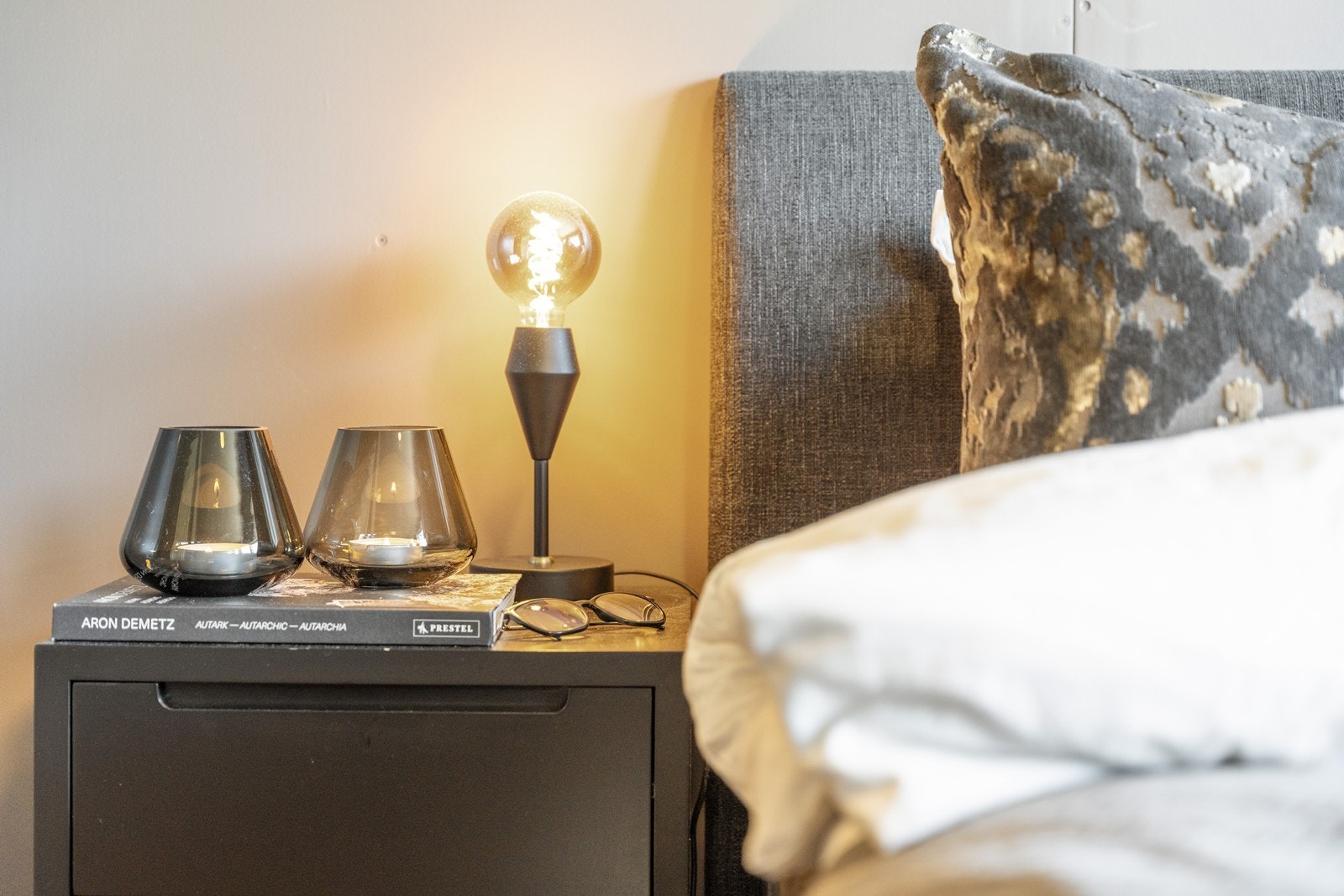 Detaljer soverom Galleribilde