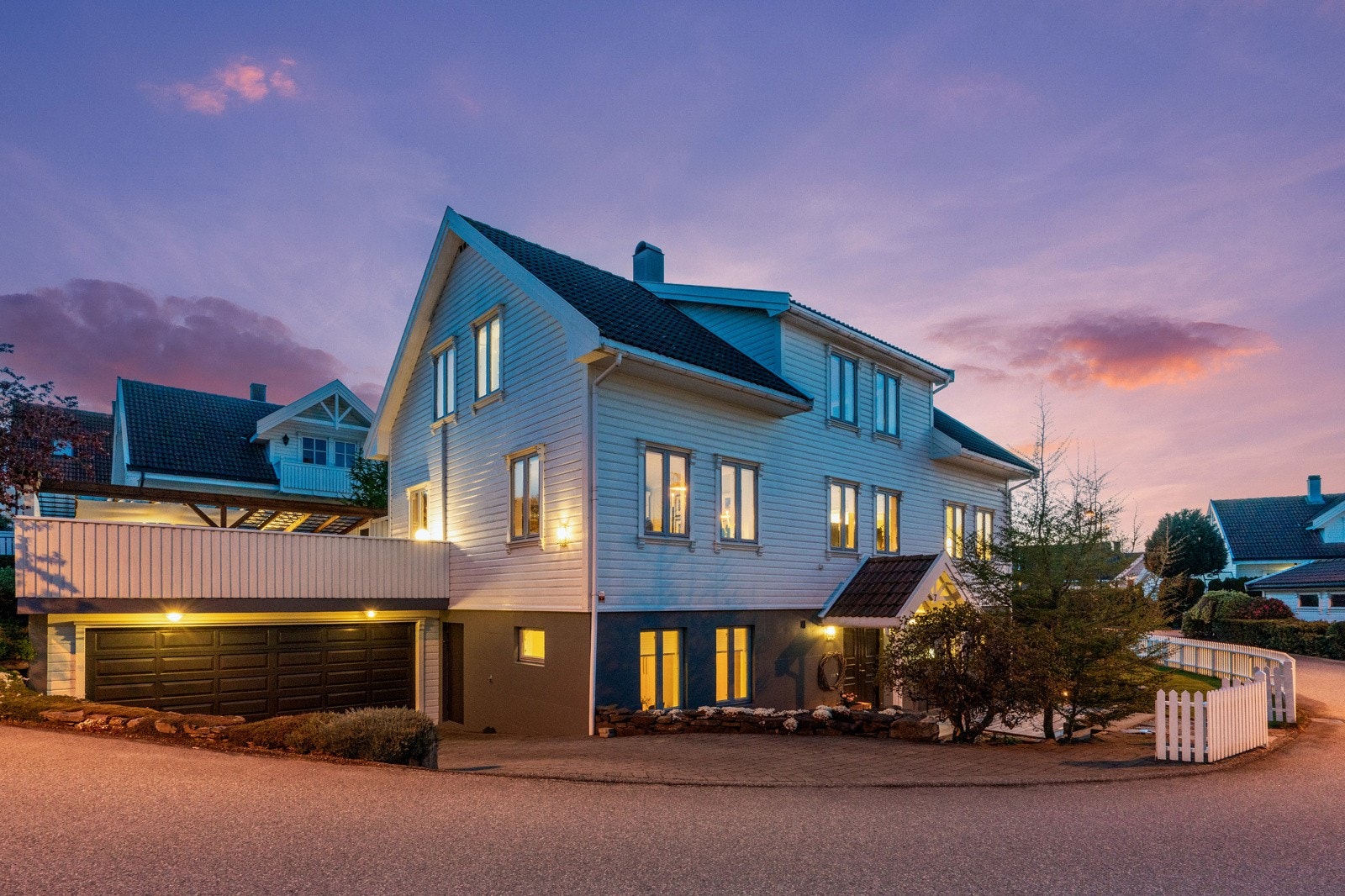 Kveldsbilde | Fasade Galleribilde