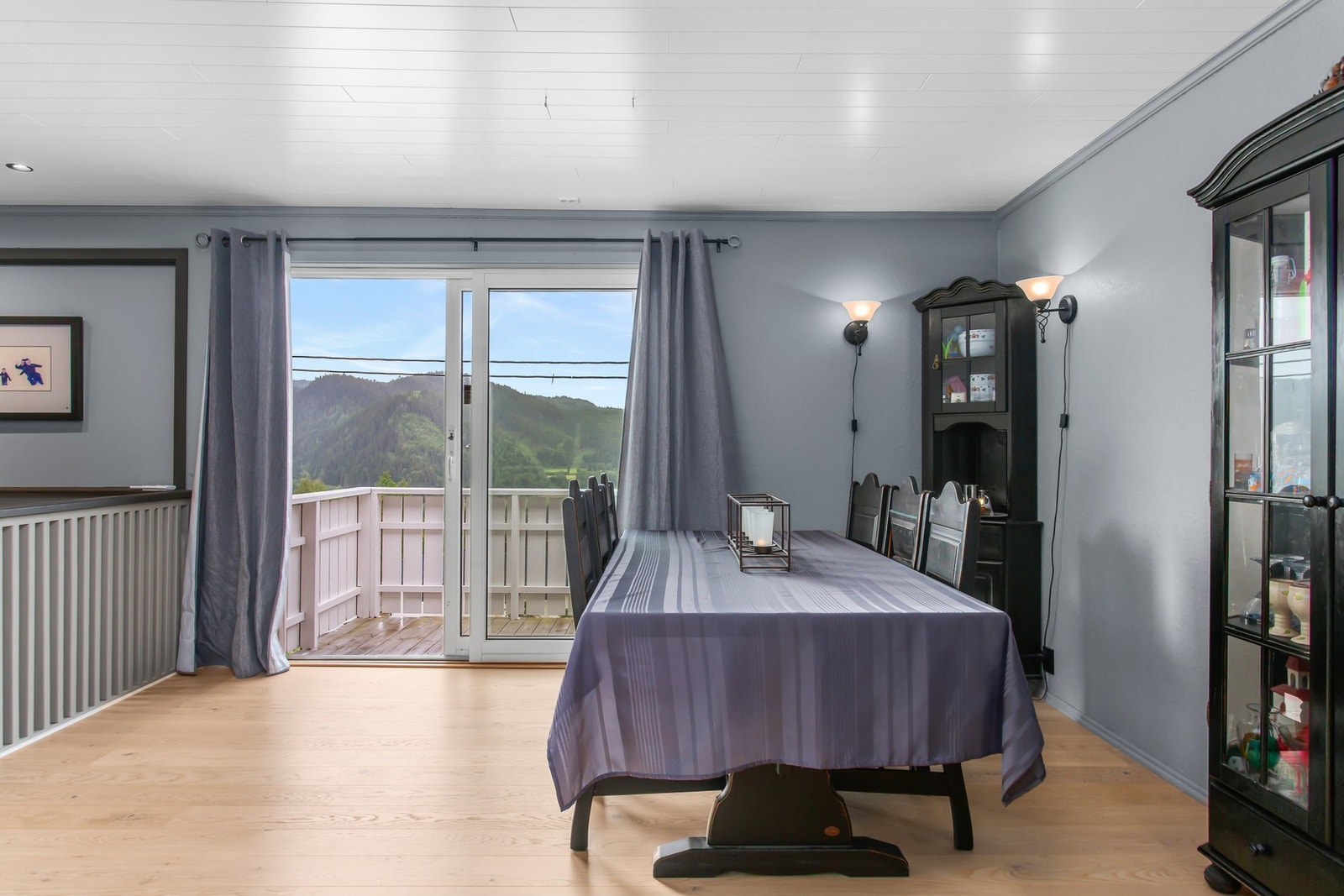 Her er det rikelig med plass for spisebord. Galleribilde