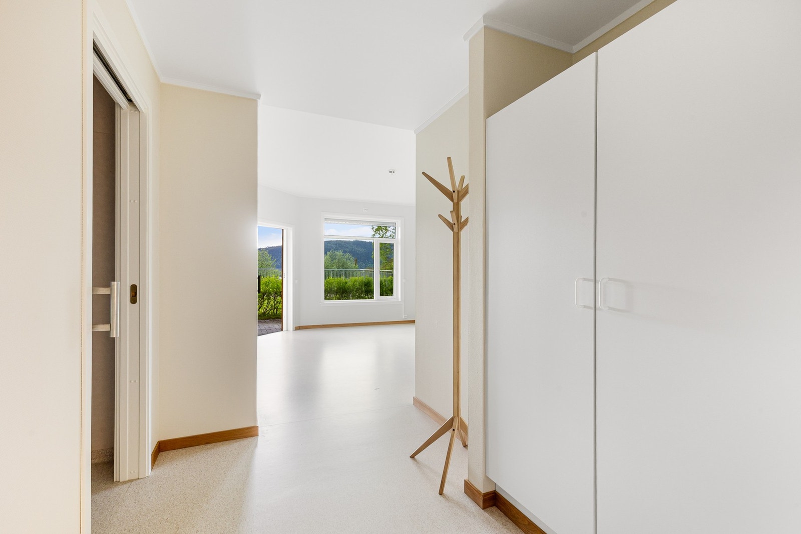 Eldres borettslag er et tilbud til eldre, funksjonshemmede og/eller uføre for en mer lettvint hverdag med tilrettelagt bolig Galleribilde