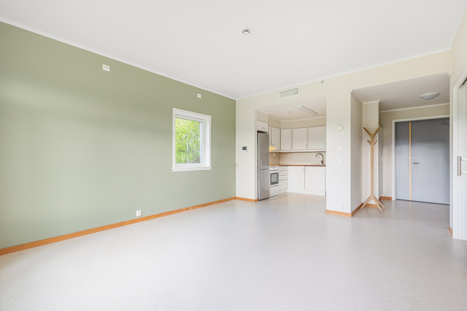 Romslig stue, enkel å innrede Galleribilde