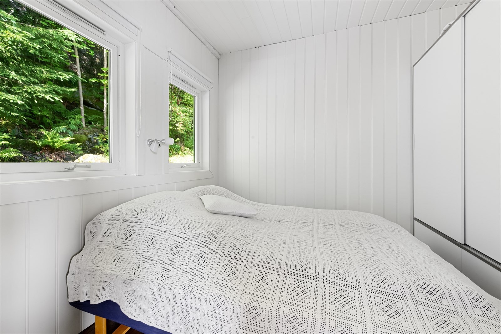 Soverom 1 - hytta har 2 soverom + loft Galleribilde