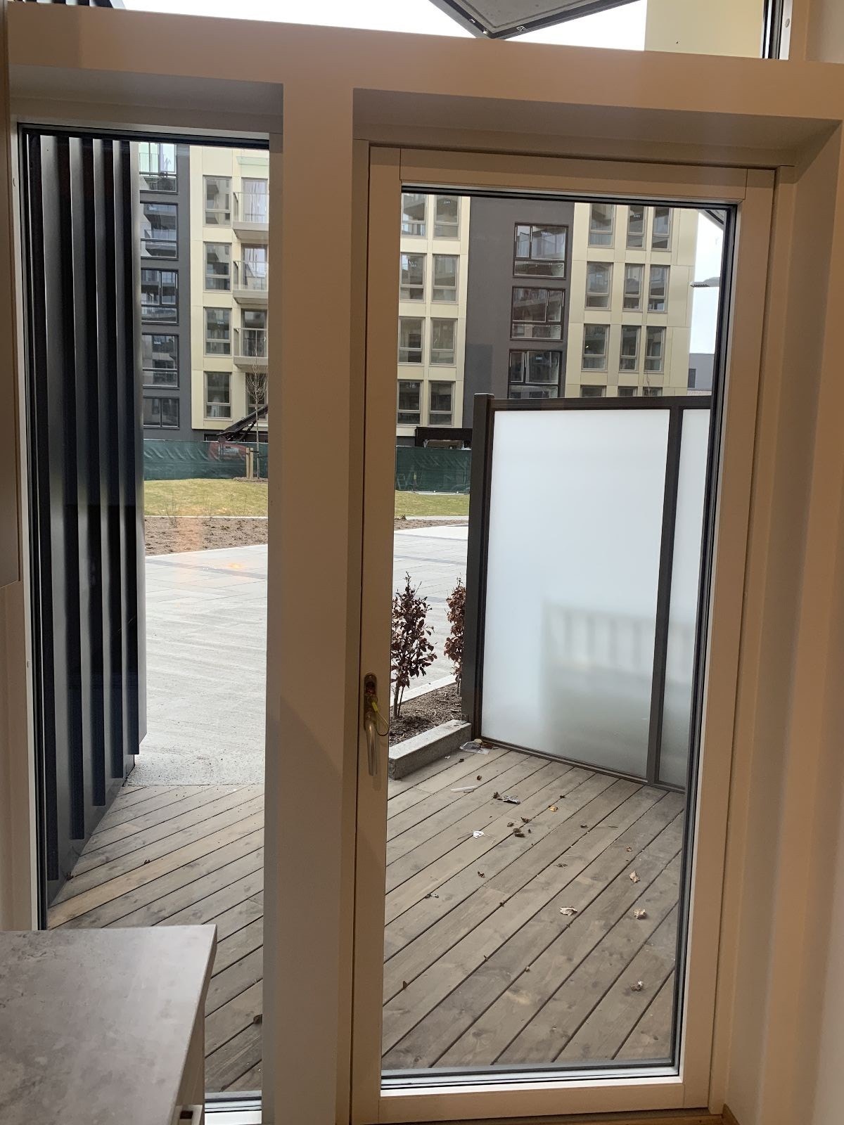 Utgang til den koselige plattingen Galleribilde