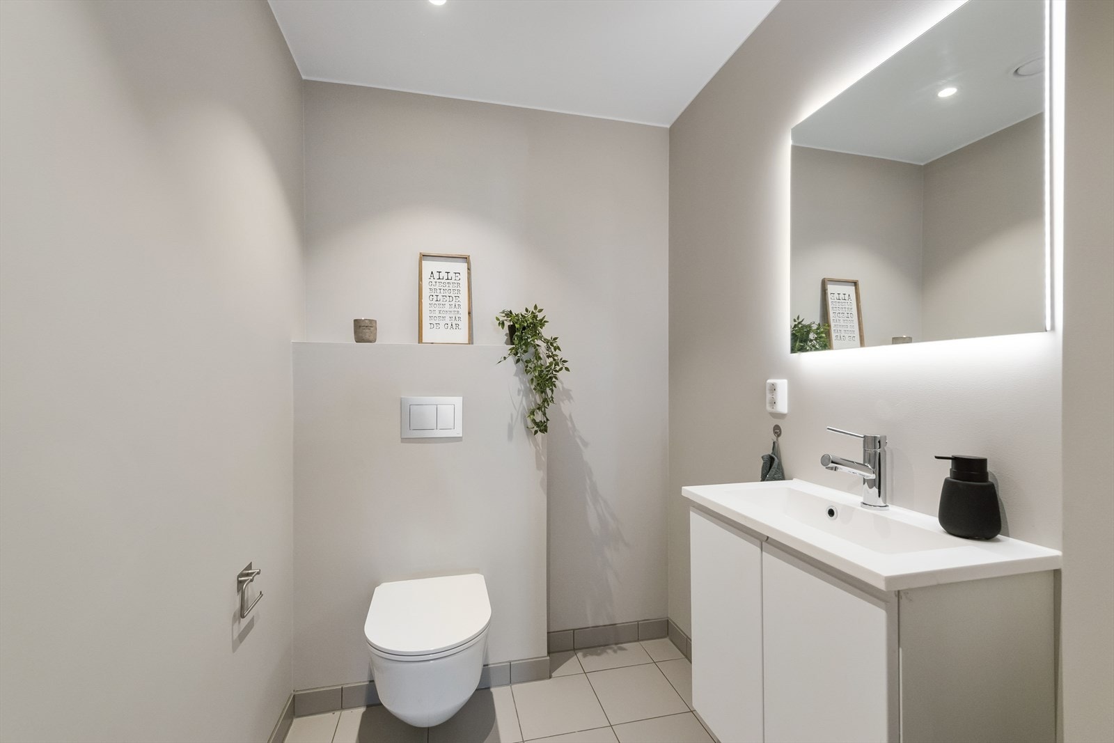 Praktisk ekstra wc-rom Galleribilde