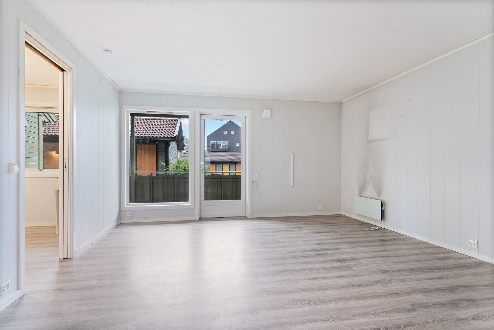 Utgang til sørvendt terrasse Galleribilde