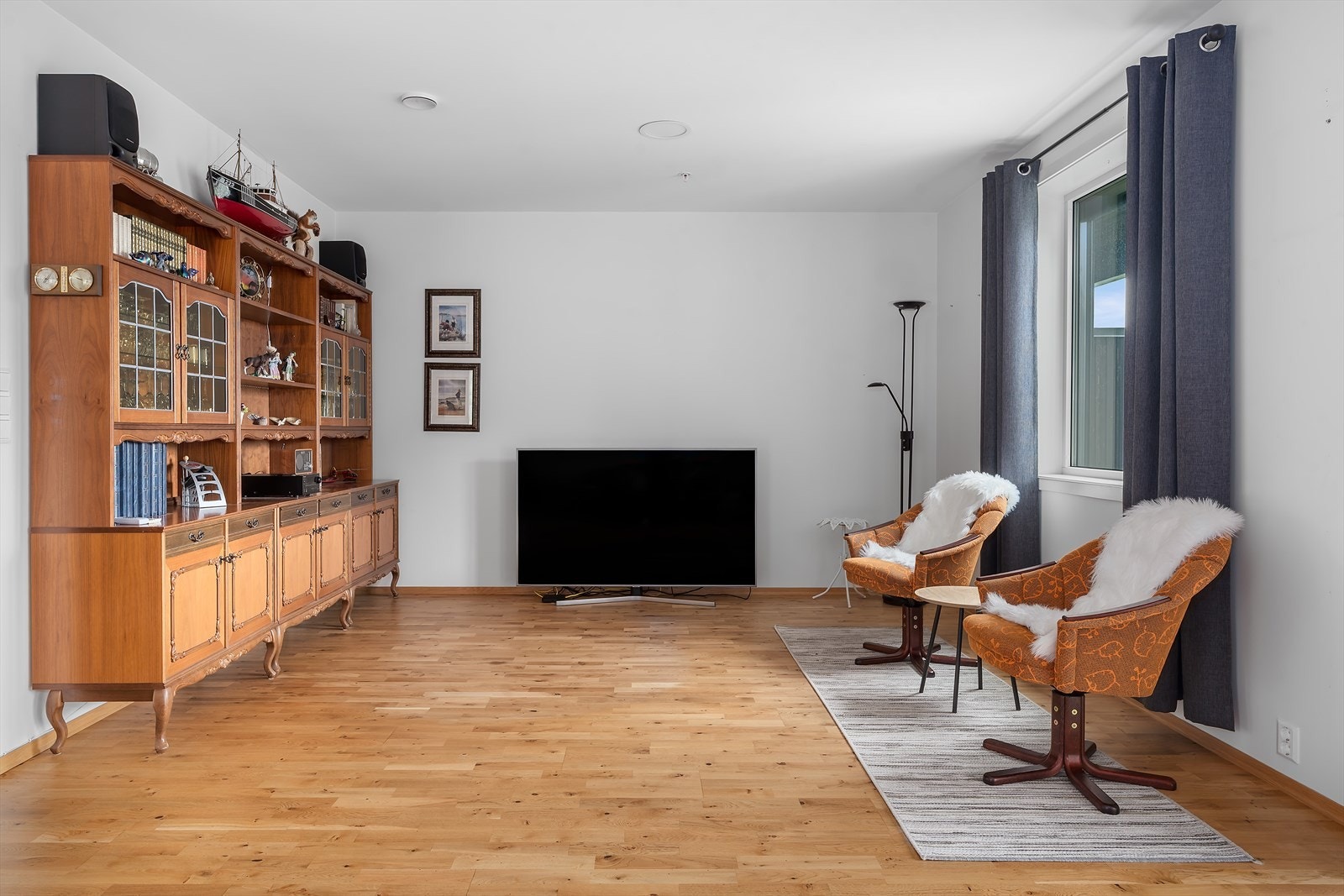 Stue/spisestue Galleribilde