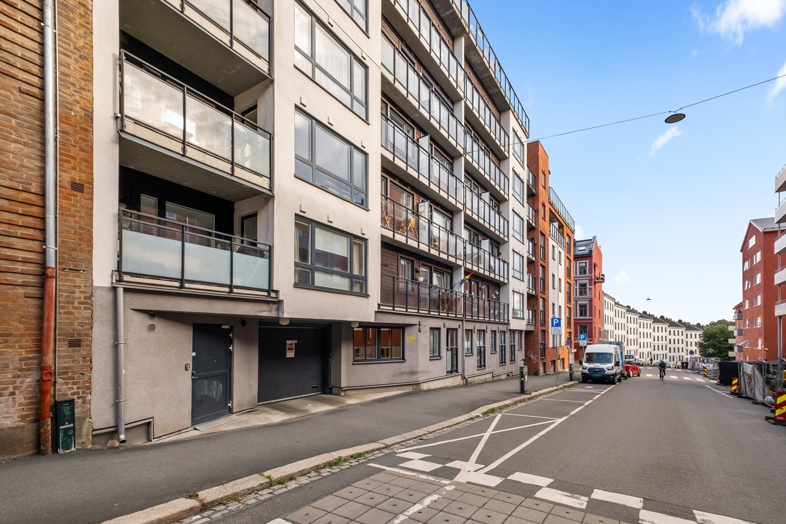 - Opsjon på garasjeplass med elbil lader i sameiet (kr. 400 000,-) Galleribilde