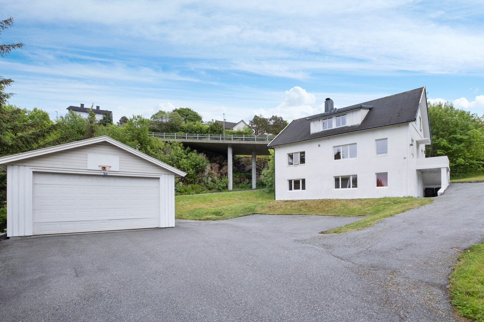 Vågagata 6 presenteres av eiendomsmegler MNEF Terje Hoel Galleribilde