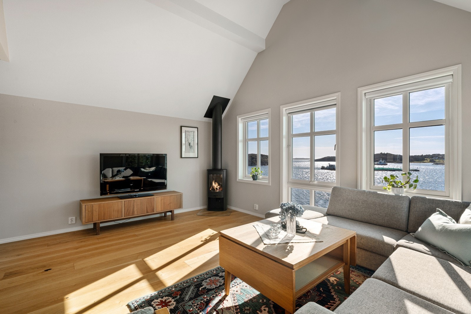 Dette er perfekt for å skape en annen stemning eller funksjon, kanskje et medierom? Galleribilde