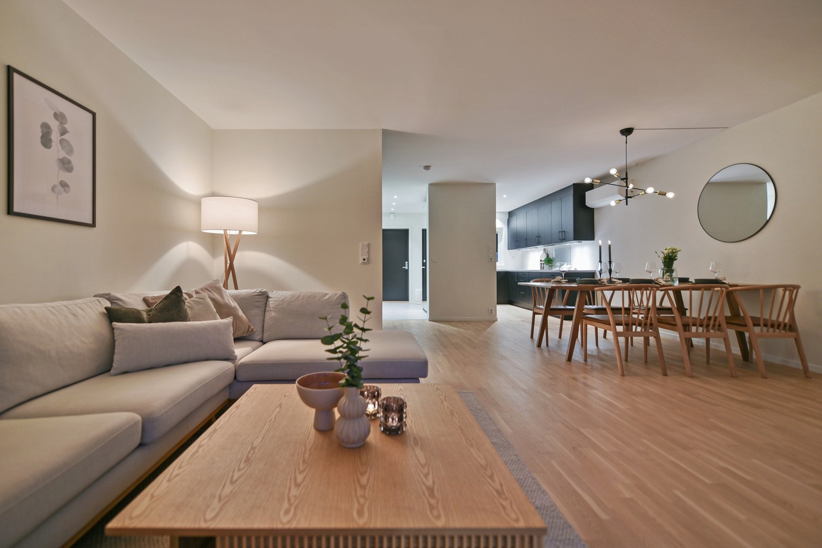 Det er gulvvarme i hele 1. etasje Galleribilde