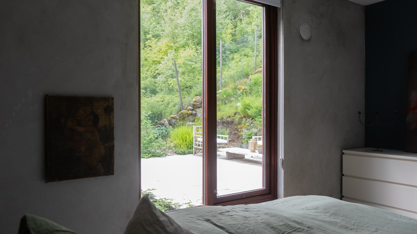 Soverom 2 m/utgang til terrasse Galleribilde