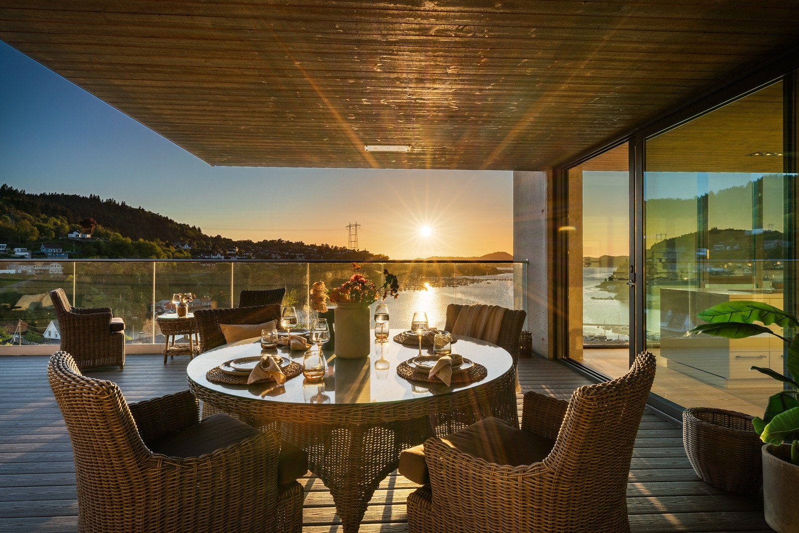 - Perfekt for middager i solnedgangen - Galleribilde