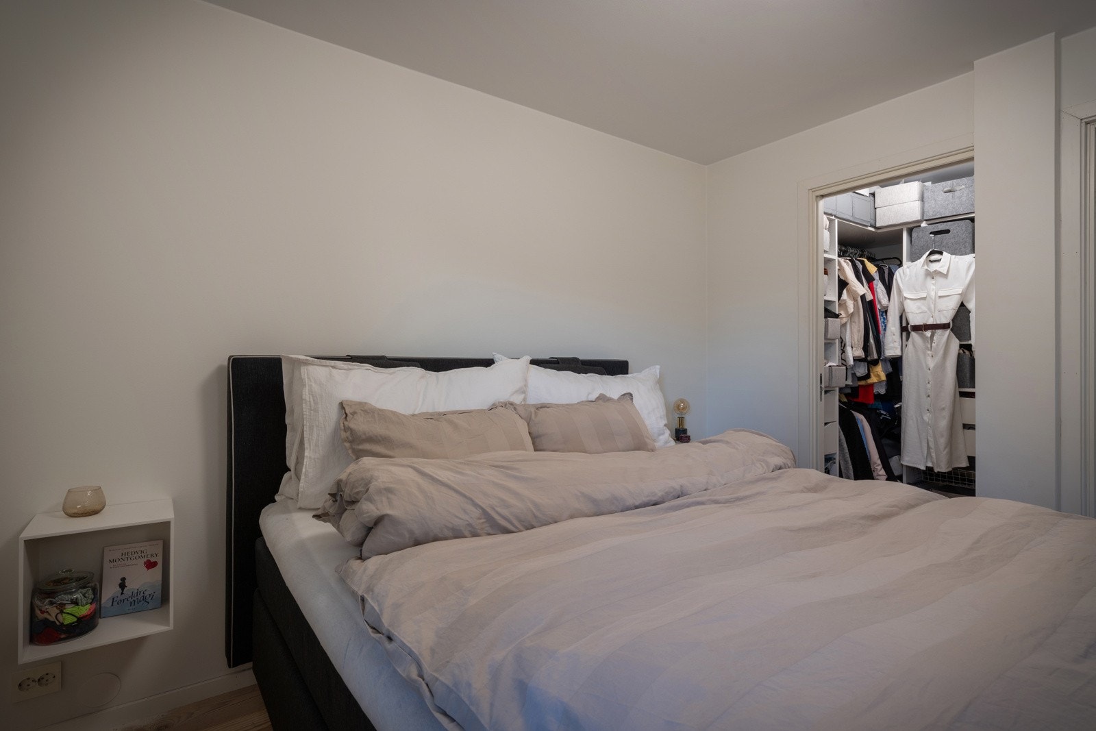 - Fin garderobeløsning - Galleribilde