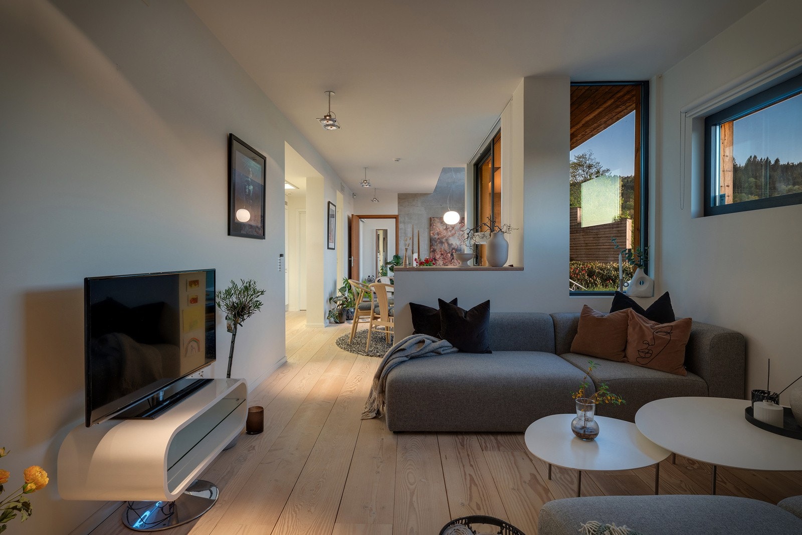 - det er god plass til ønsket møblering - Galleribilde