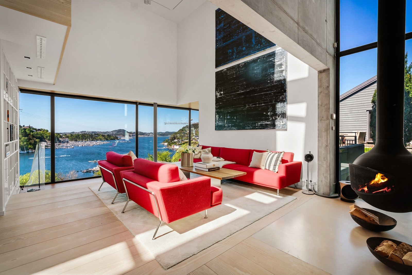 - Den romslige planløsningen gir gode møbleringsmuligheter - Galleribilde