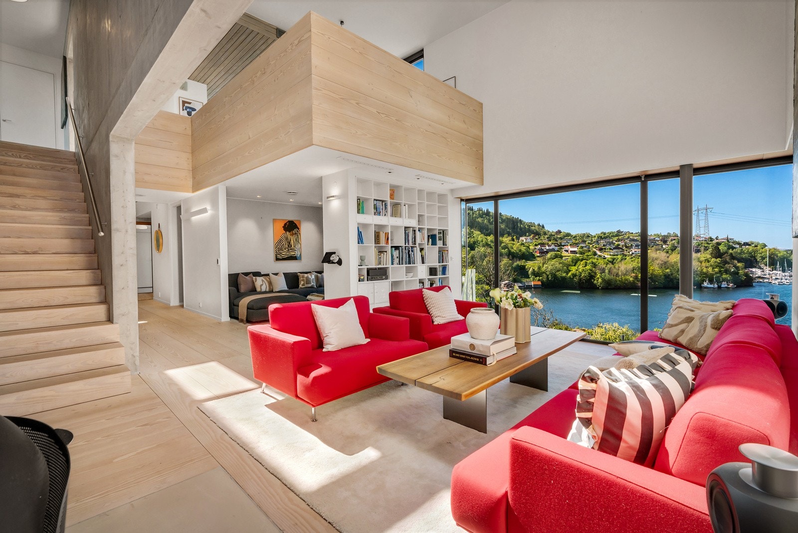 - Det er ekstra brede heltre plankgulv i Douglas Gran - Galleribilde