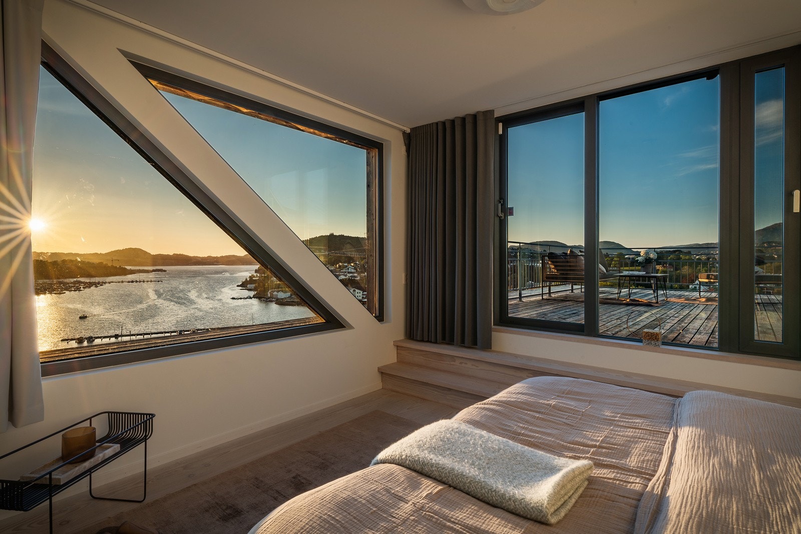 - Hovedsoverommet har egen takterrasse - Galleribilde