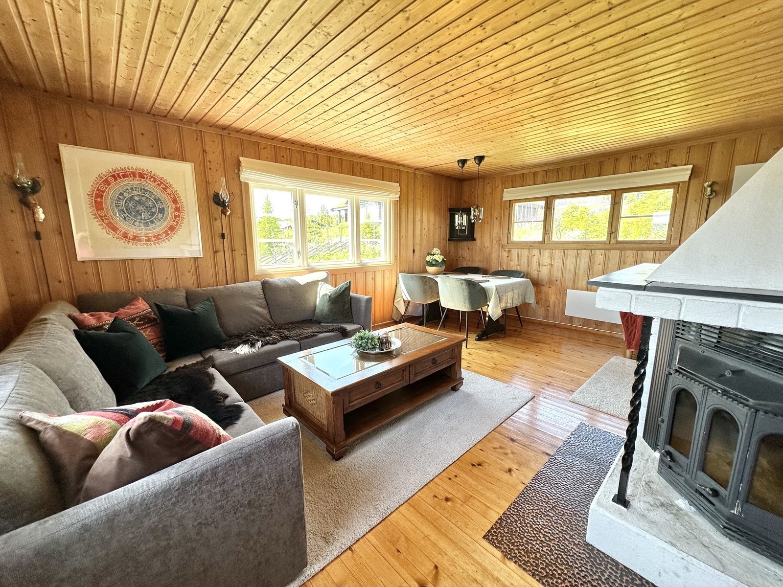 Oppholdsrommet er sosialt og åpent. Galleribilde