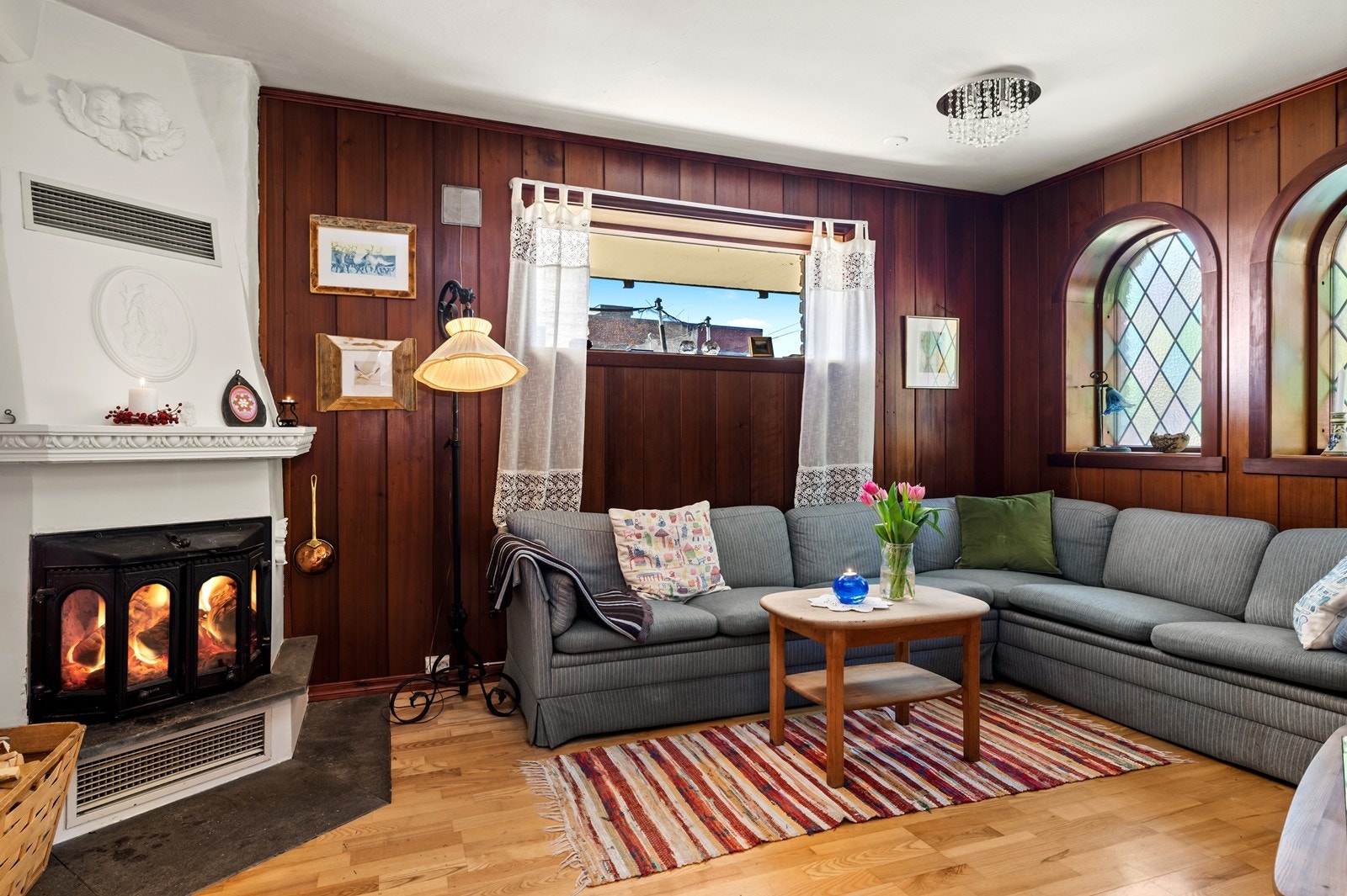 Peisestue i underetasjen Galleribilde