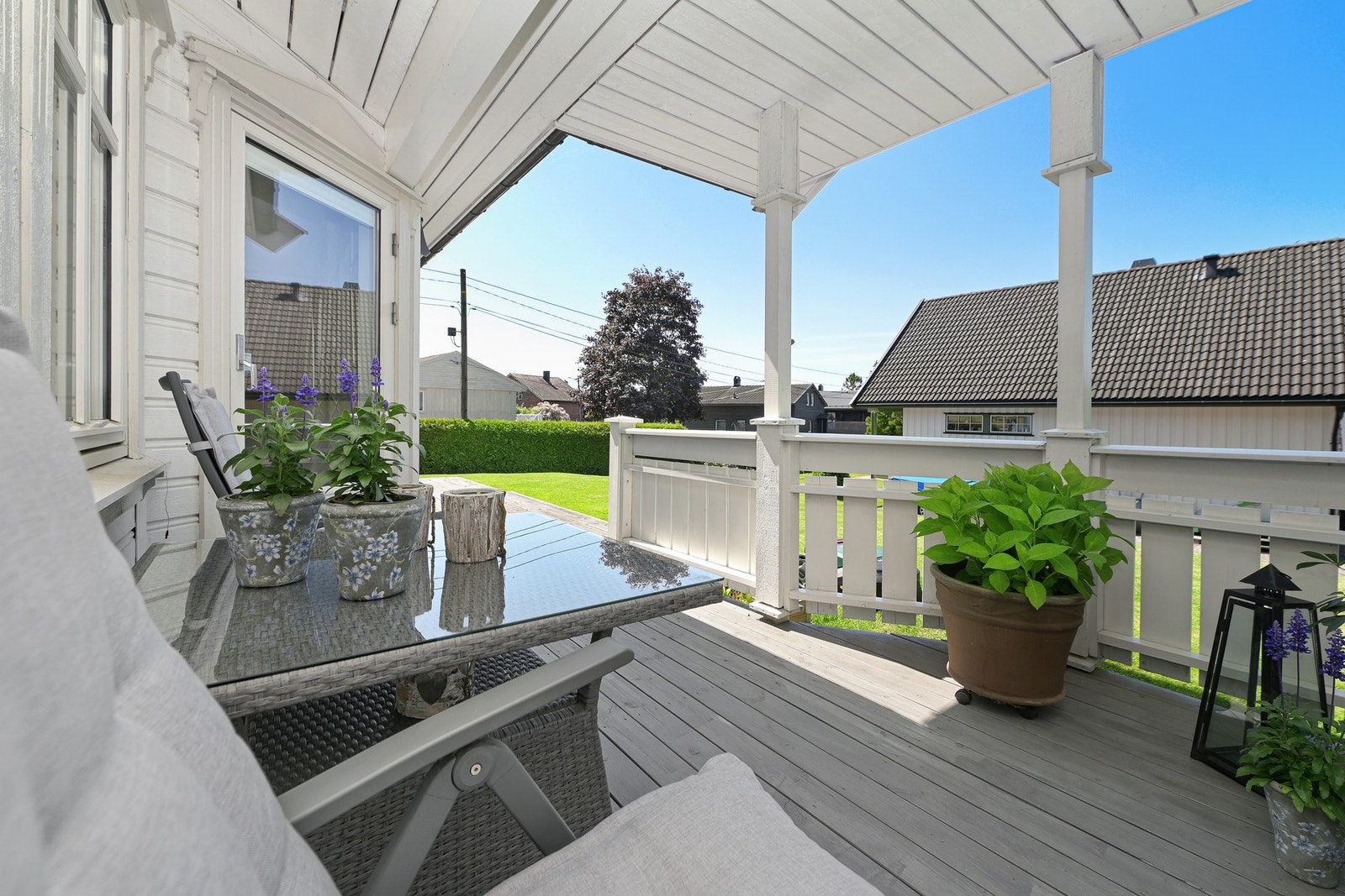 Stor veranda direkte fra stuen. Galleribilde