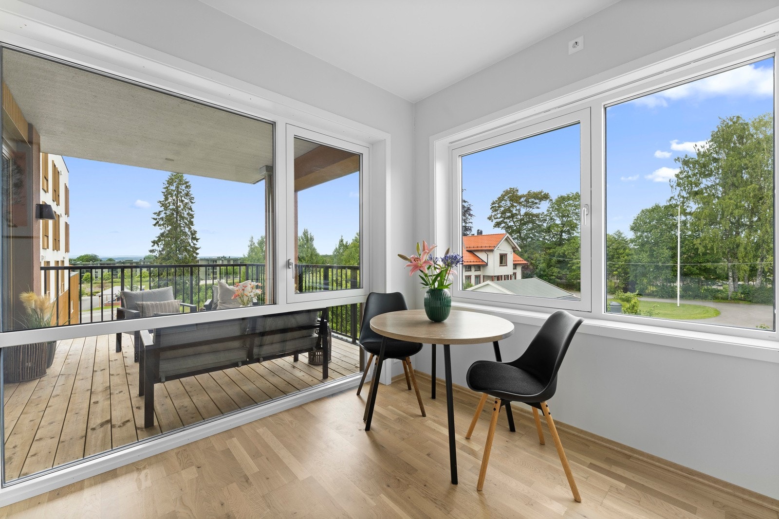 Her er det også plass til spisebord! Galleribilde