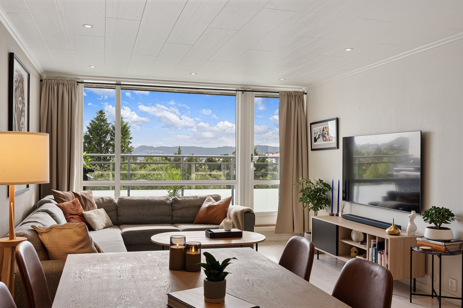 Kvernevikstemma 20 presenteres av Eiendomsmegler Norge ved Even Lexander. Galleribilde