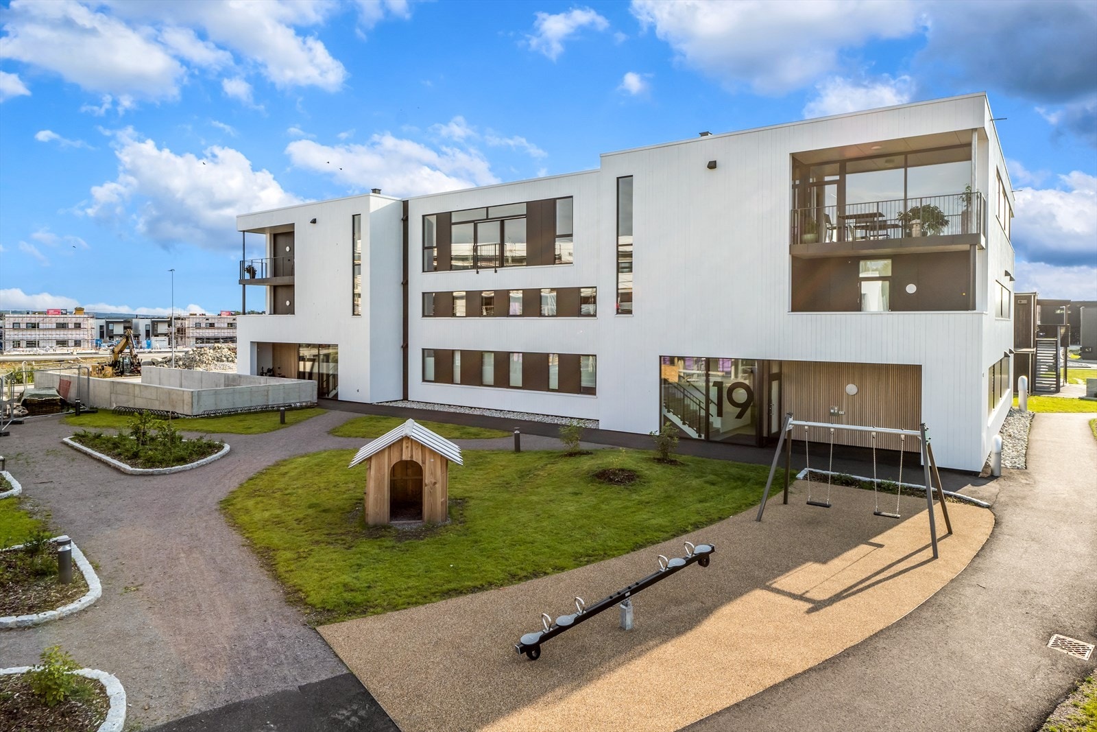 Pent opparbeidet fellesområder Galleribilde