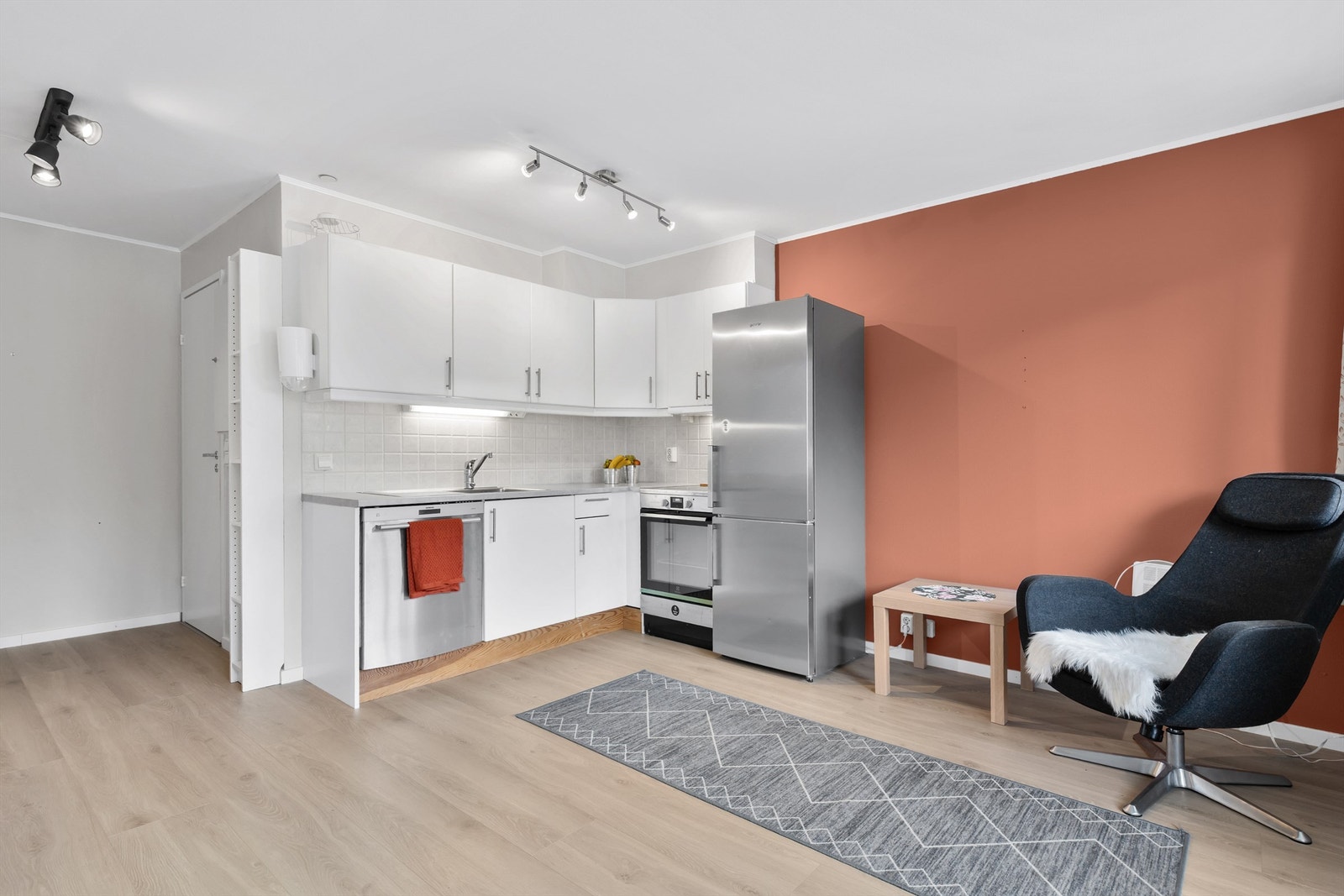 Velkommen til Korpåsen 185G, presentert av Pojan Eskandari i Krogsveen! Galleribilde