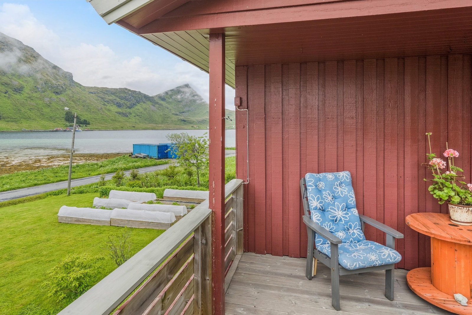 De storslagne uteplassene gir godt med plass for store sammenkomster. Galleribilde