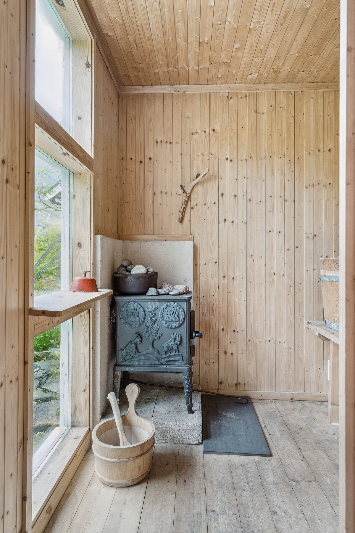 I drivhuset er det etablert badstu. Galleribilde