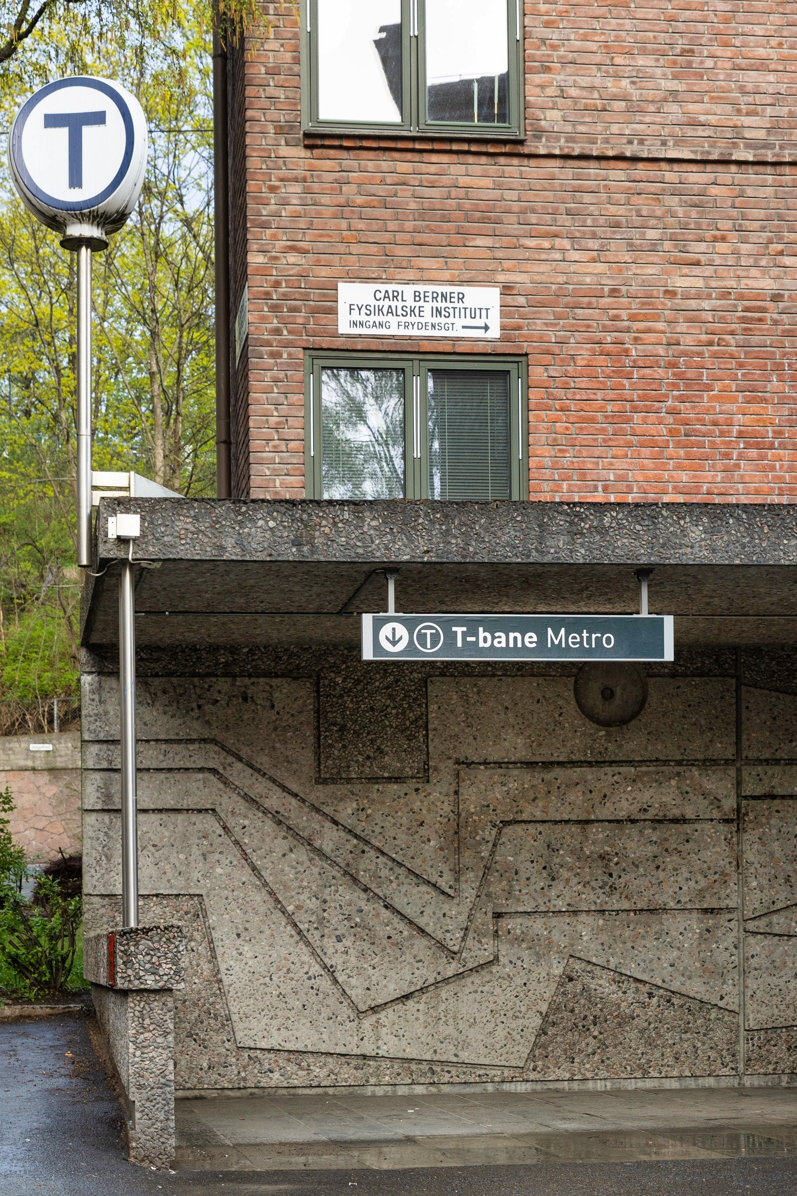 T-banen med direktelinjer til blant annet Nydalen, Blindern og Ullevål. Galleribilde