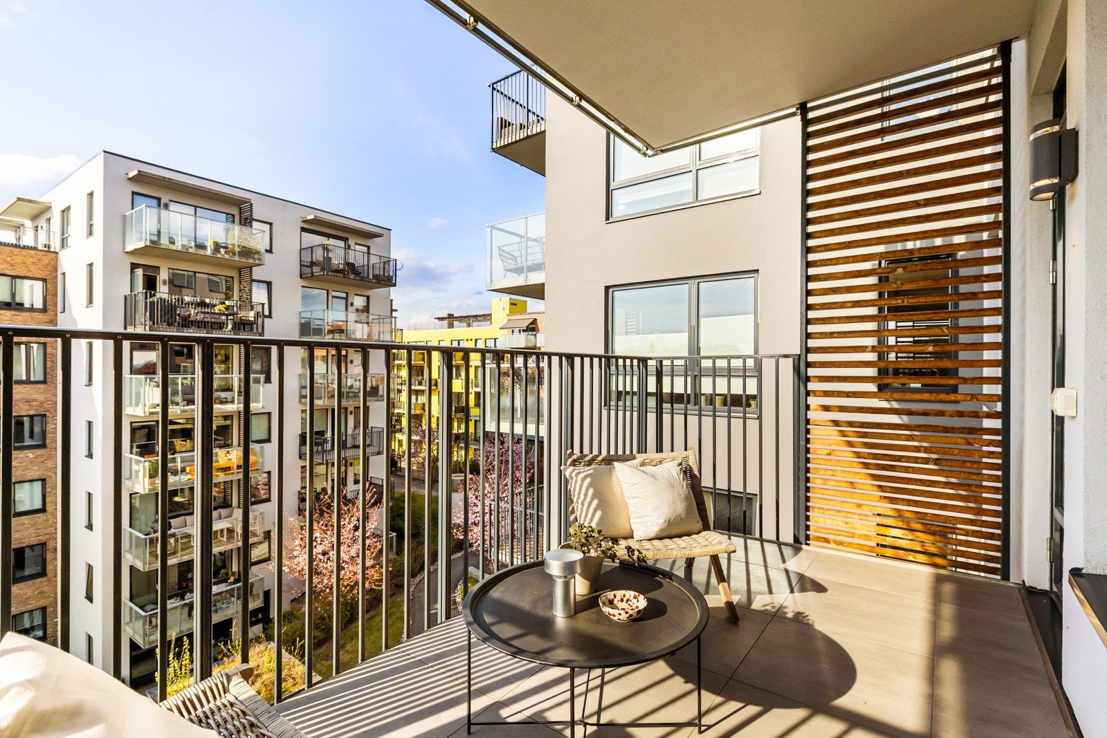 Sameiet har i tillegg en stor, felles takterrasse. Galleribilde