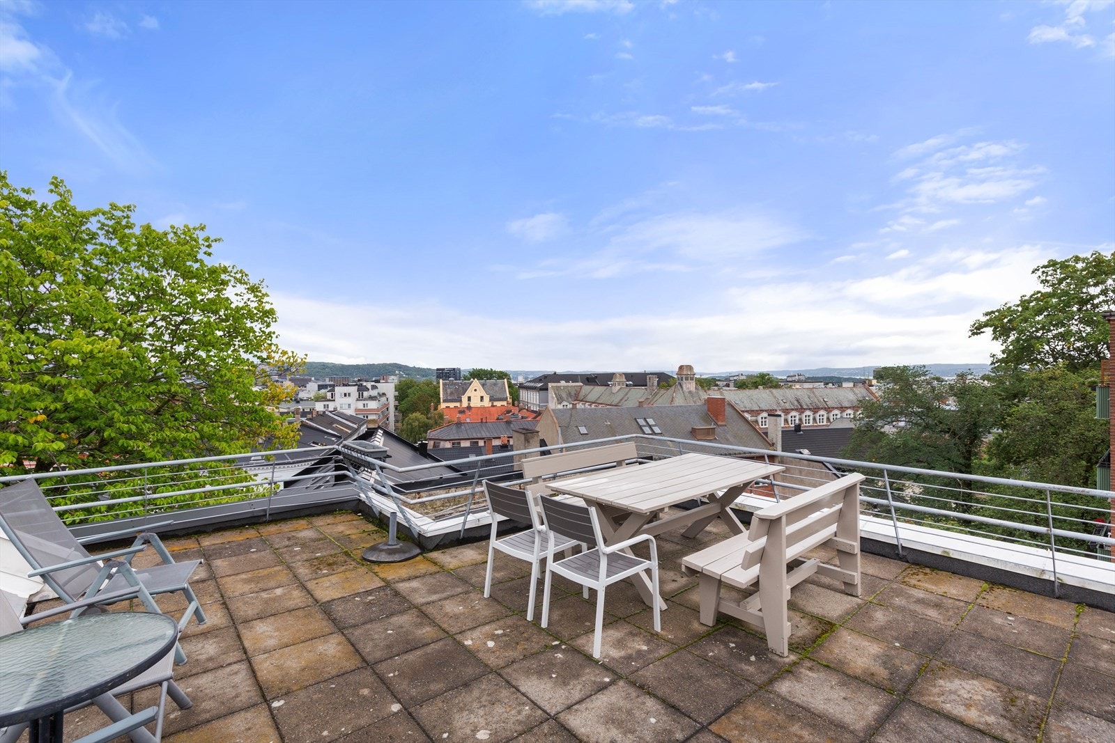 Felles takterrasse i Rosenborggata 9B Galleribilde