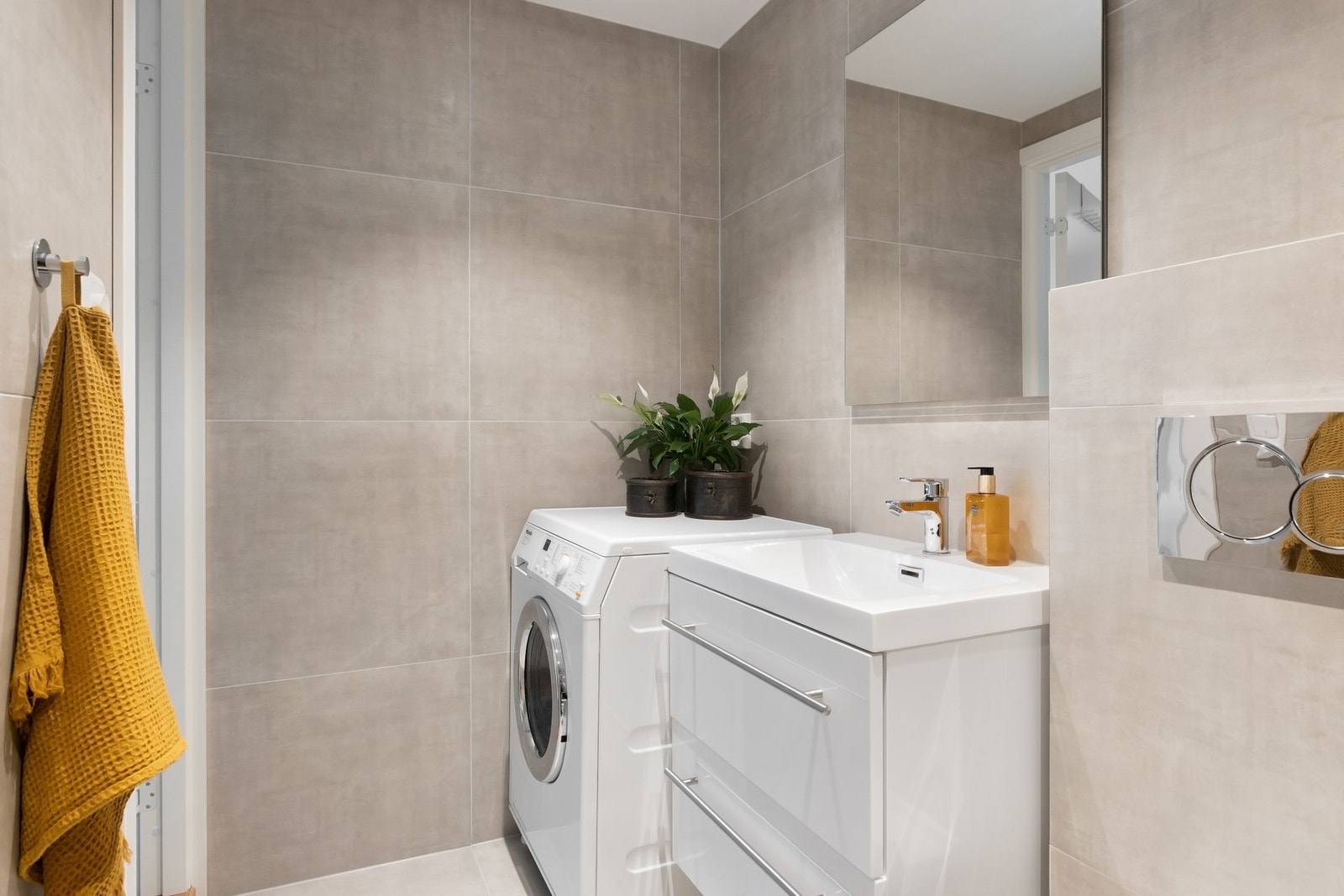 Det er varmekabler på badet. Galleribilde