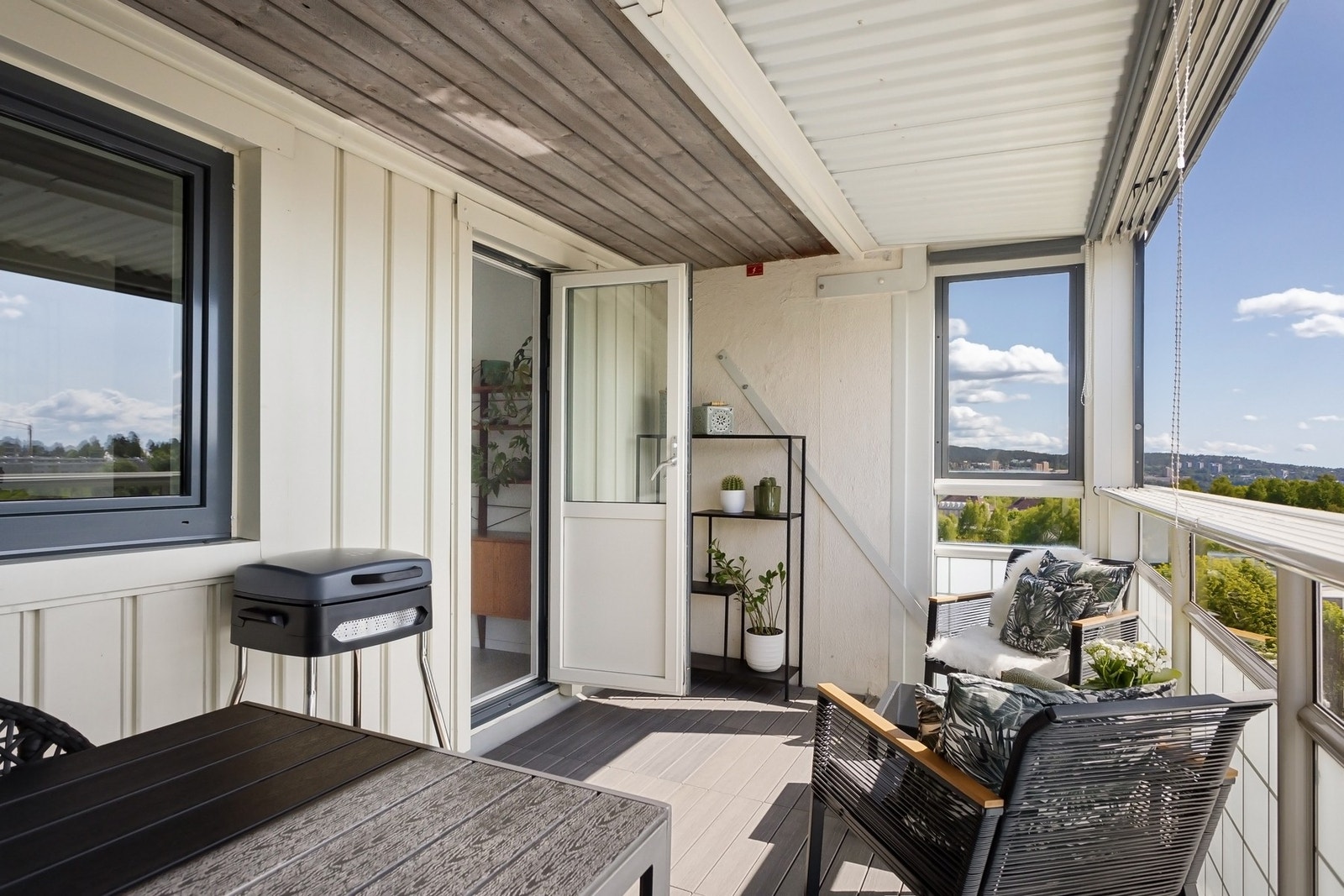 Her ligger alt til rette for sene kvelder i godt selskap. Galleribilde