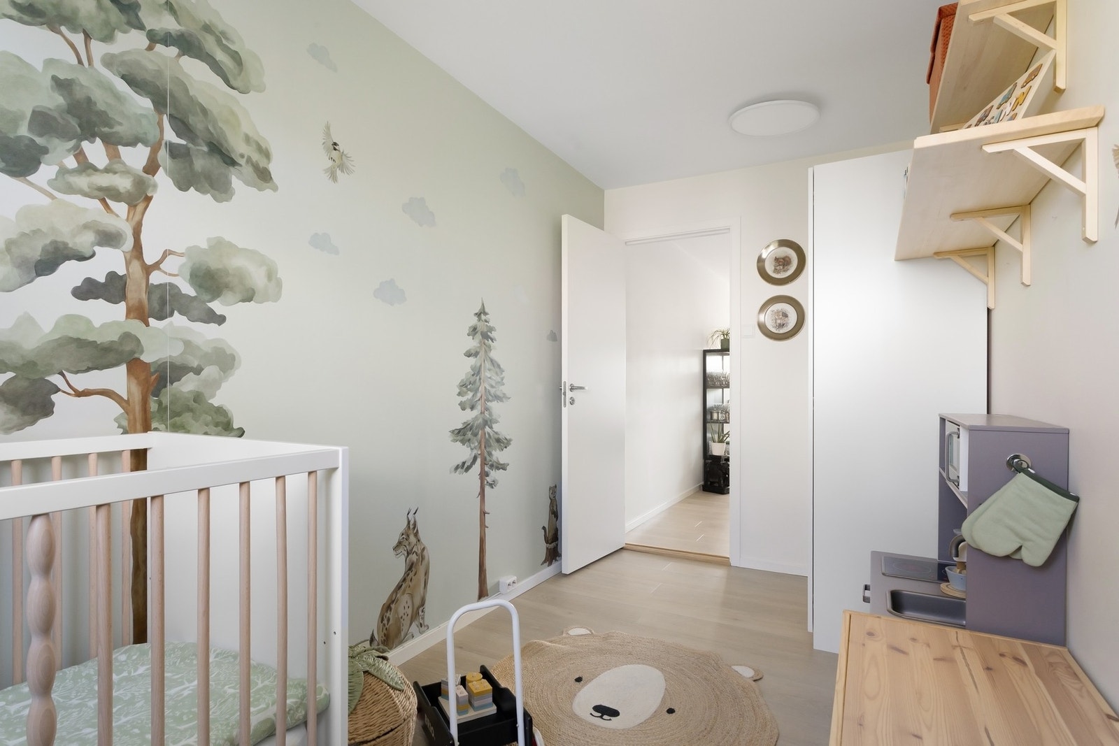 Meget lekkert og luftig soverom til barna Galleribilde