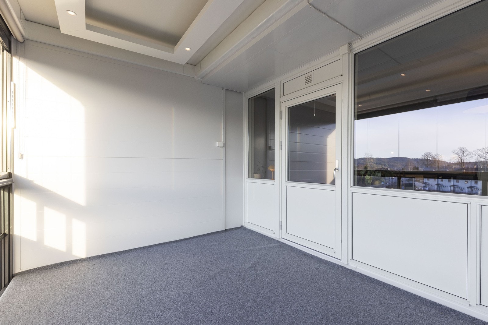 Innglasset veranda på 11 kvm. Galleribilde
