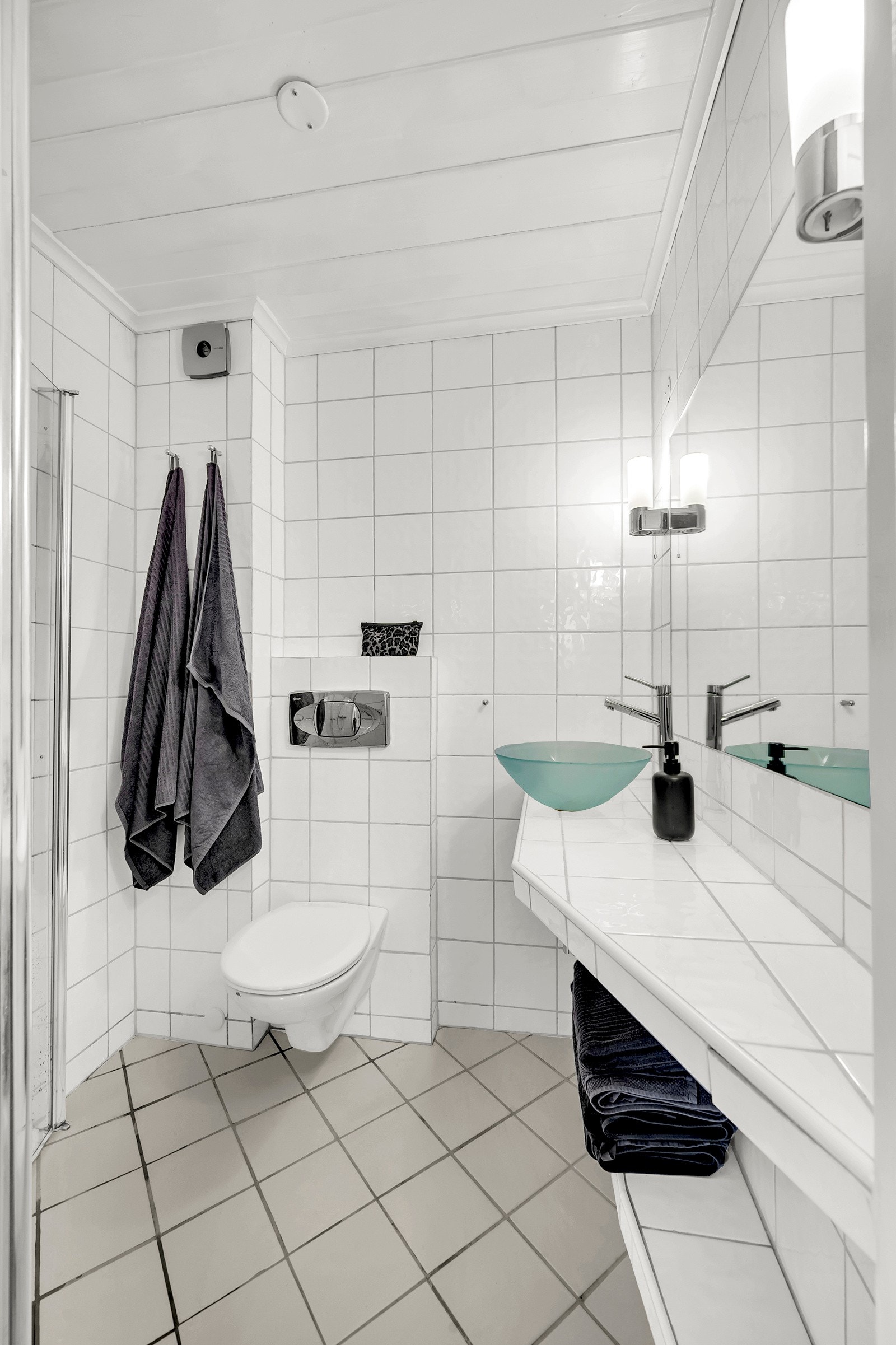 Baderom tilknyttet hovedsoverom. Galleribilde