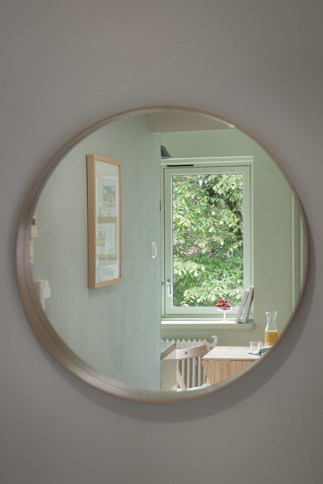 Boligen disponerer en kjellerbod og det er felles sykkelparkering. Galleribilde