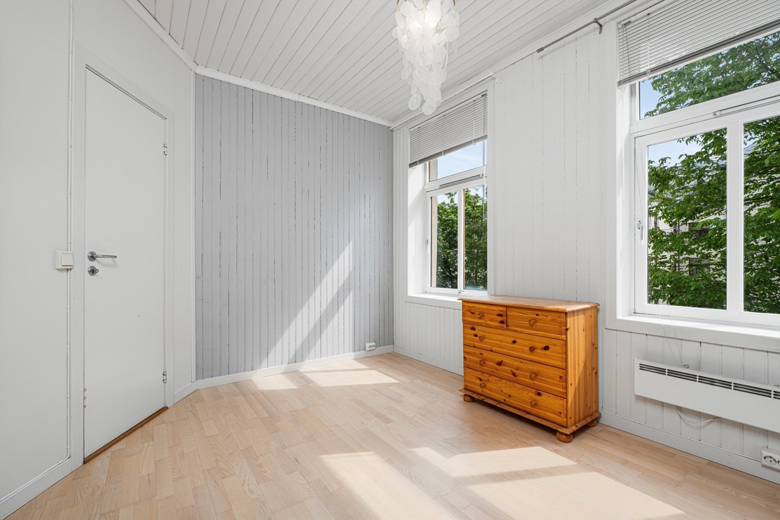 I tillegg til gode oppbevaringsmuligheter i leiligheten, medfølger det en ekstern bod i byggets loftetasje på 5m². Galleribilde