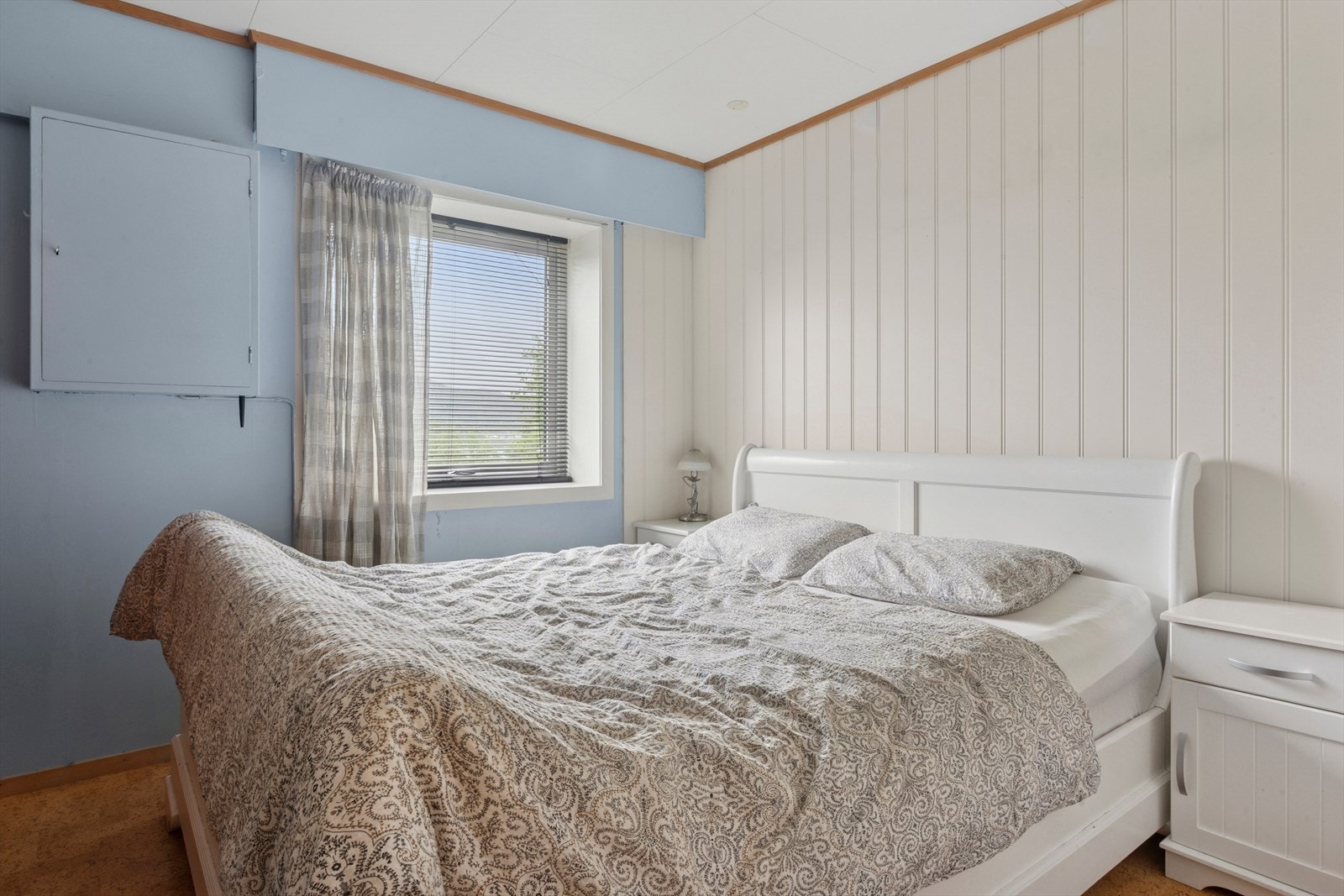 Hovedsoverommet i leiligheten er av god størrelse (L2) Galleribilde