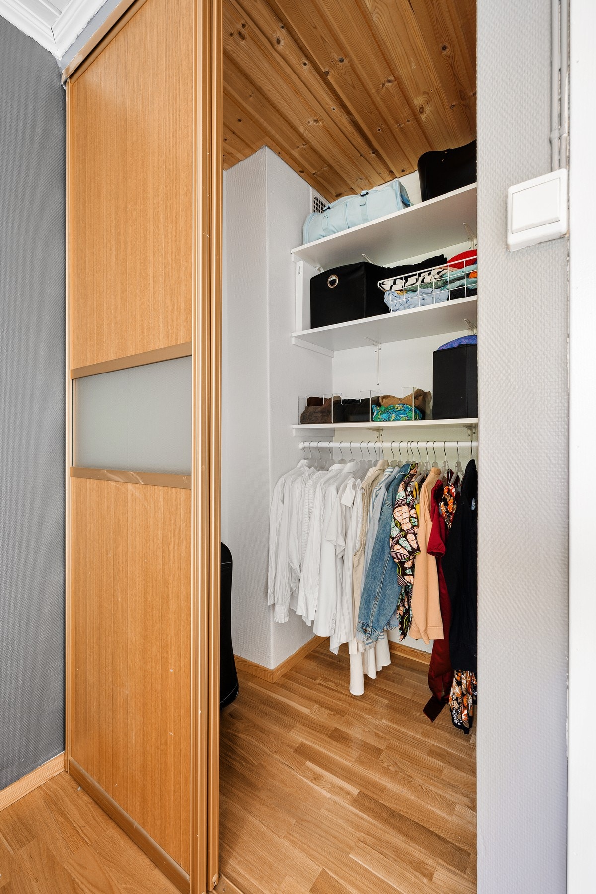 Walk-in garderobe Galleribilde