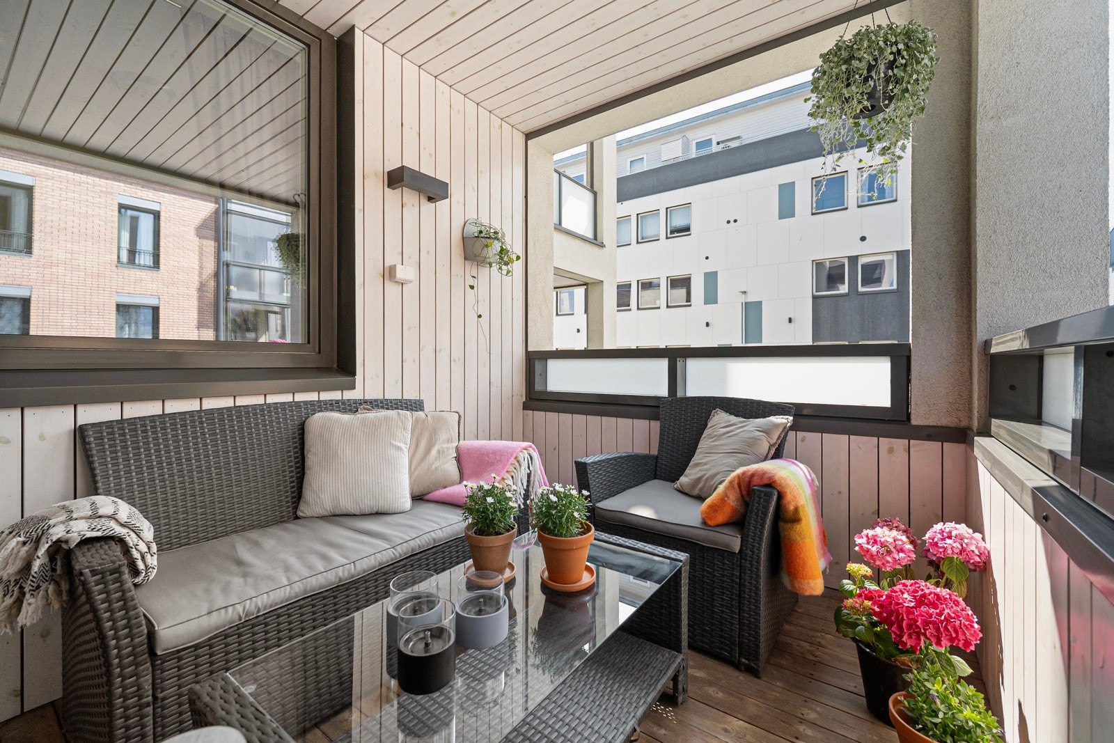 Her får du en smart planløsning, gode kvaliteter og en sørvendt, overbygget veranda. Galleribilde