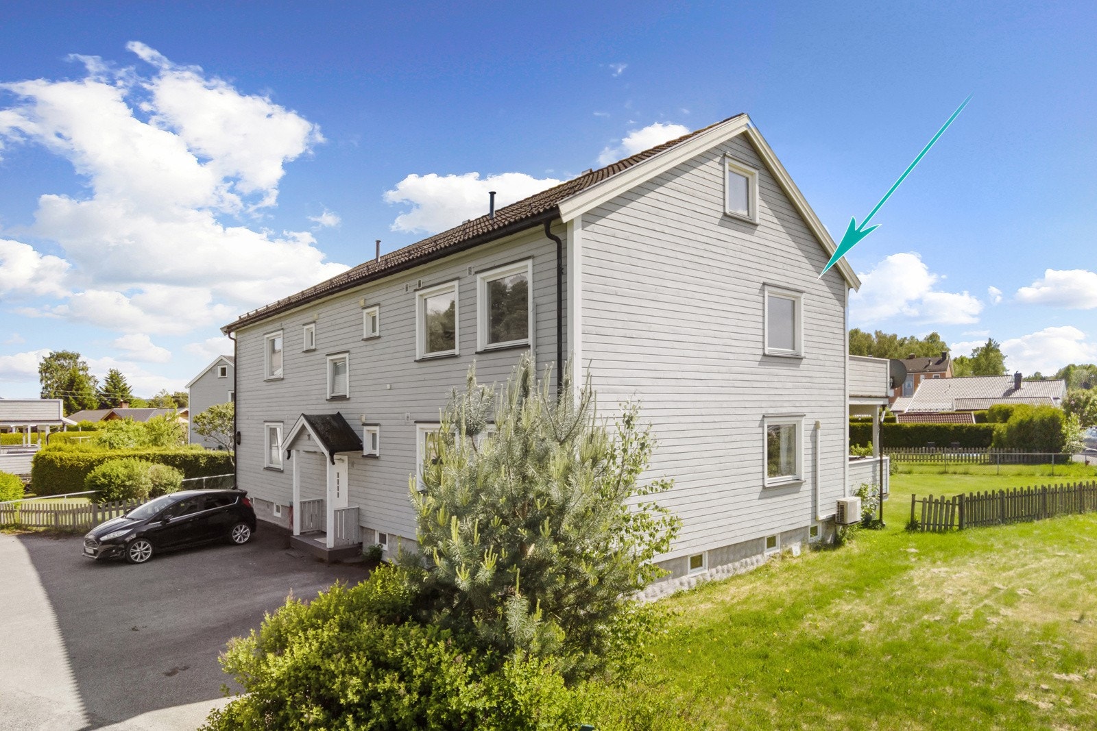 Leiligheten ligger i 2.etg. i 4-mannsbolig. Galleribilde