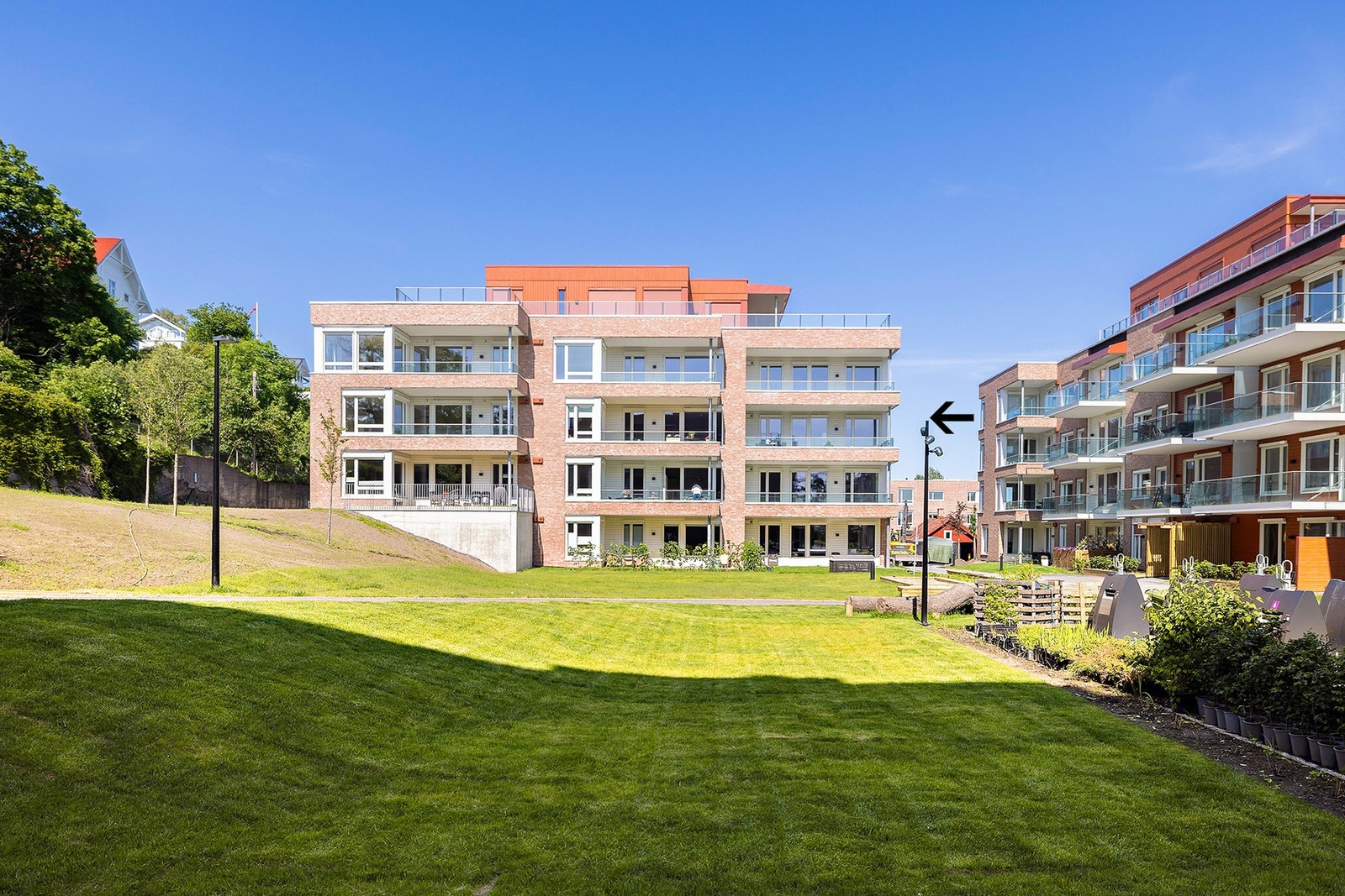 Lekker oppgradert stor 3(4)-roms ende-/hjørneleilighet med lys inn fra 3 sider. Galleribilde