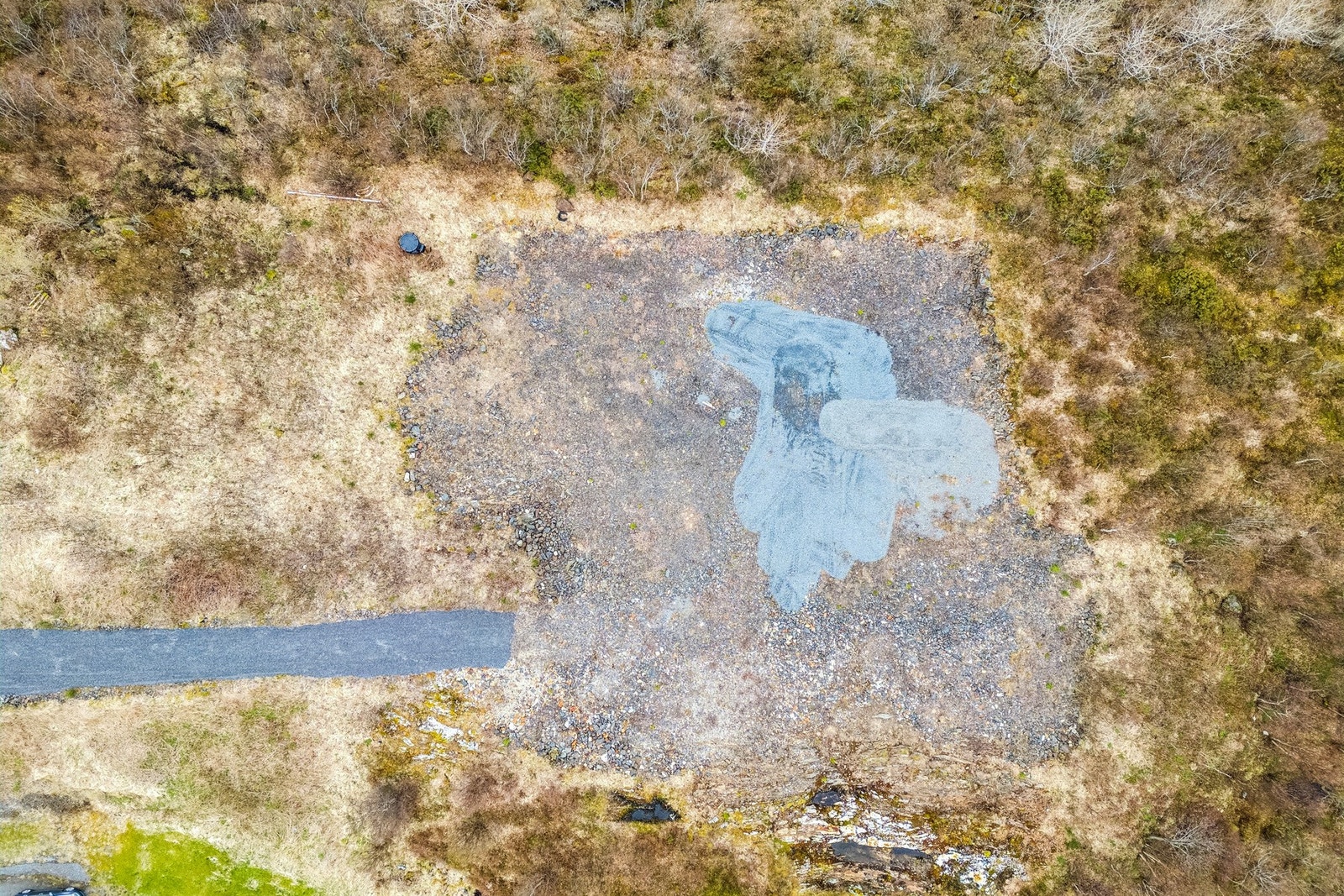 Det totale tomtearealet er på ca. 2 daa. Galleribilde