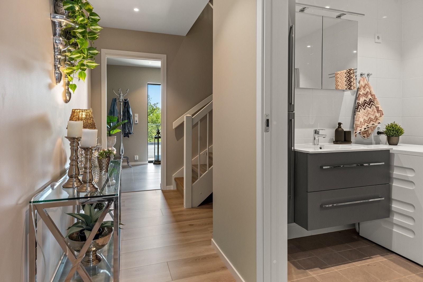 Gang i 1. etasje. Galleribilde