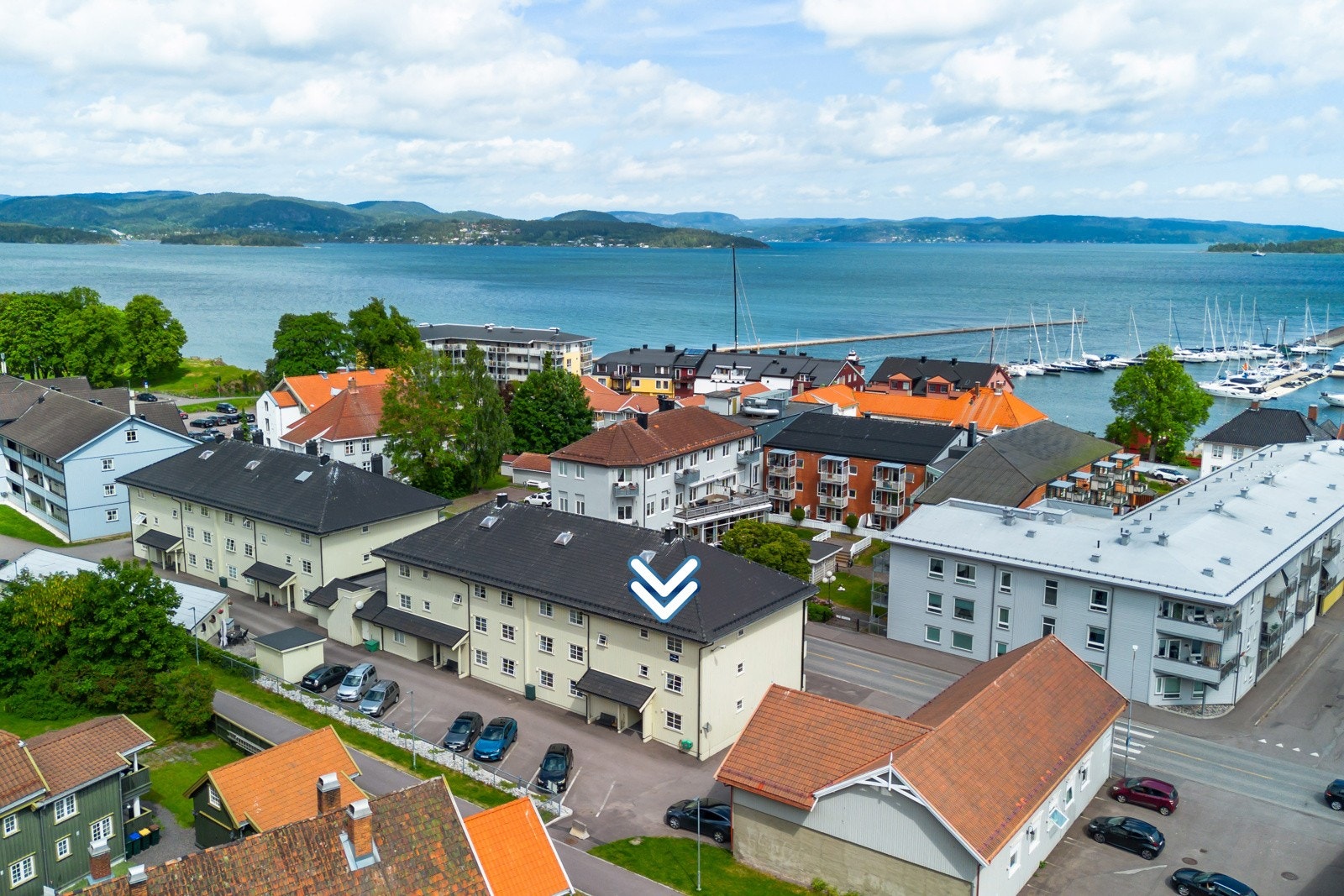 Rådhusgaten 8B - Kort vei til til sjøen og havna og alt nærområdet har å by på. Galleribilde