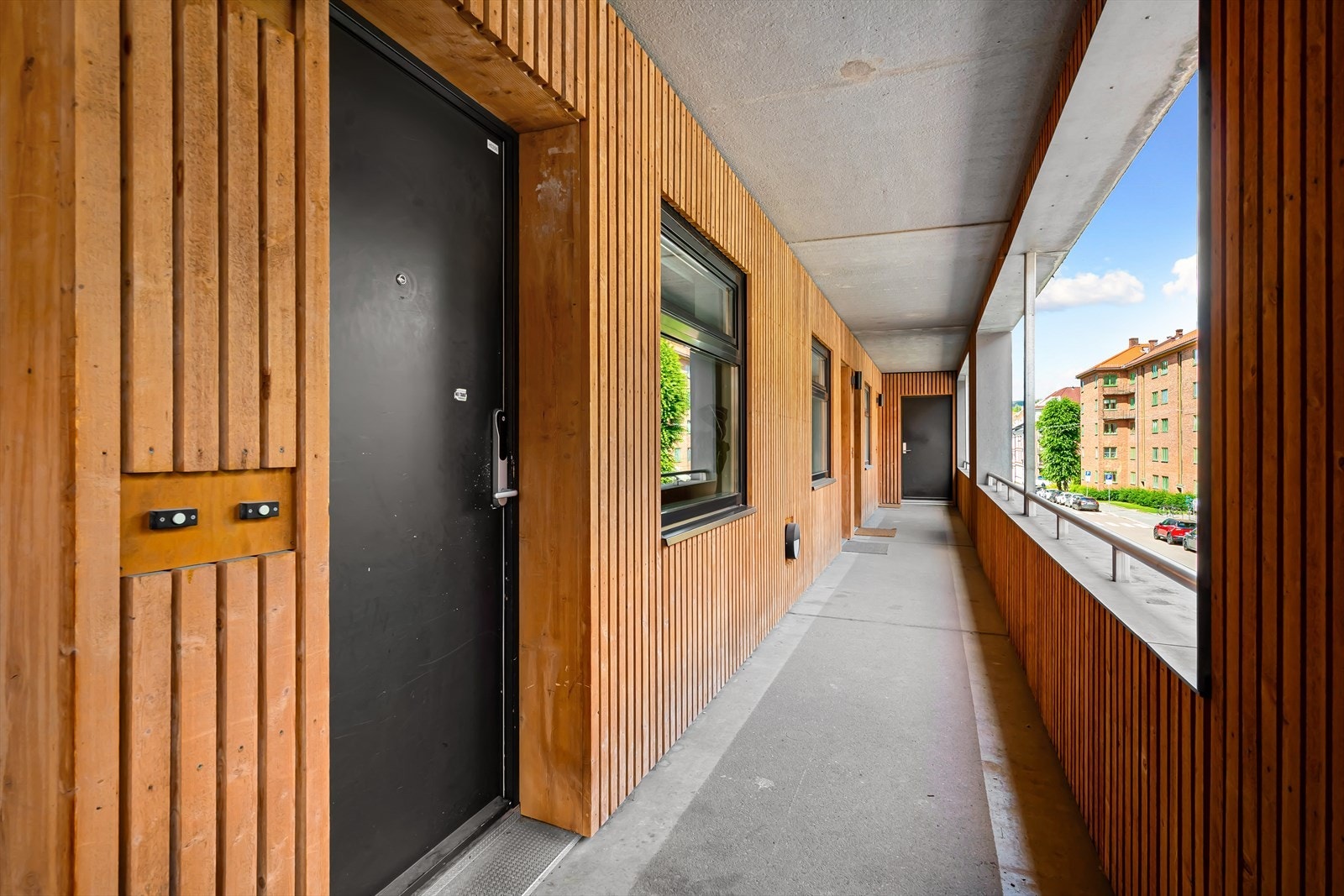 Inngangsparti. Galleribilde