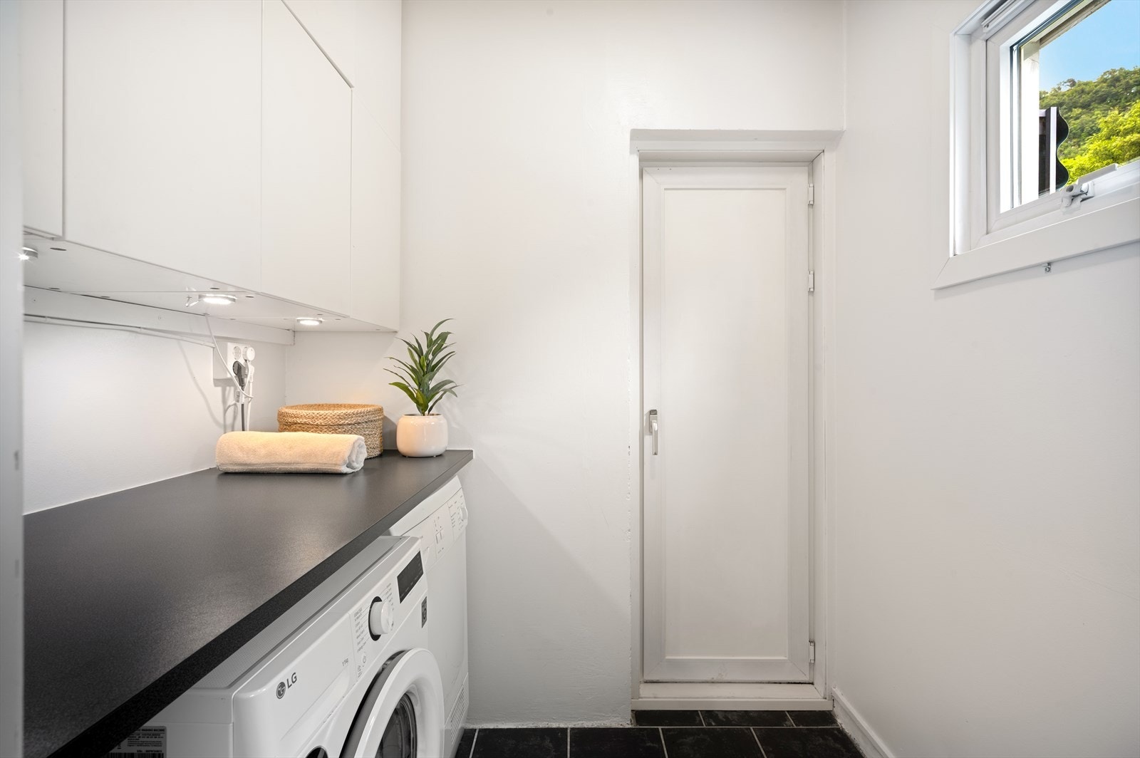 - Praktisk vaskerom på 3,1 m² - Galleribilde